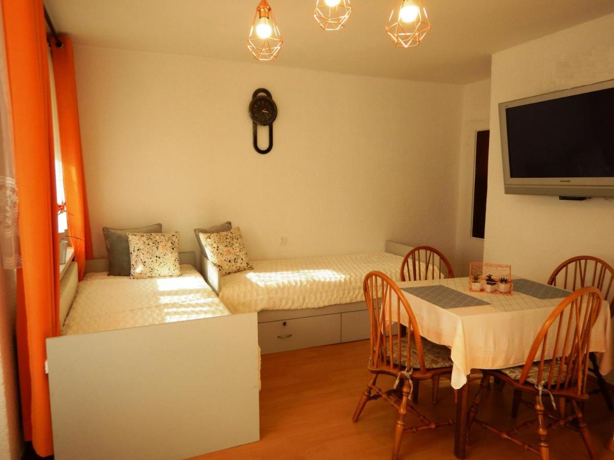Апартаменты Apartament Piastowska Каменна-Гура Экстерьер фото